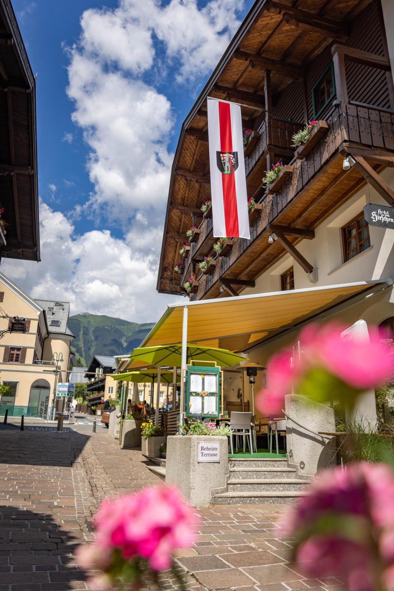 Hotel Zum Hirschen Zell am See Exterior photo